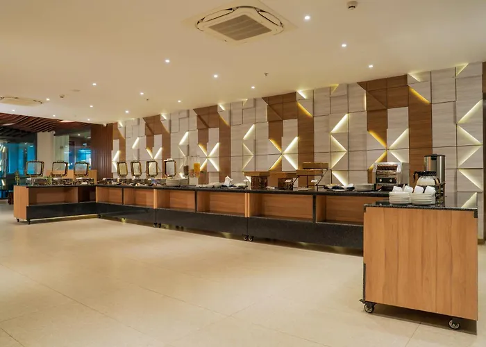 Western Hotel 5*